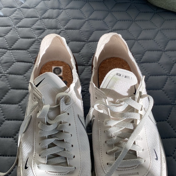 men’s nike shoe - Picture 7 of 7